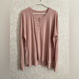 SO women's large long sleeve pink henley top